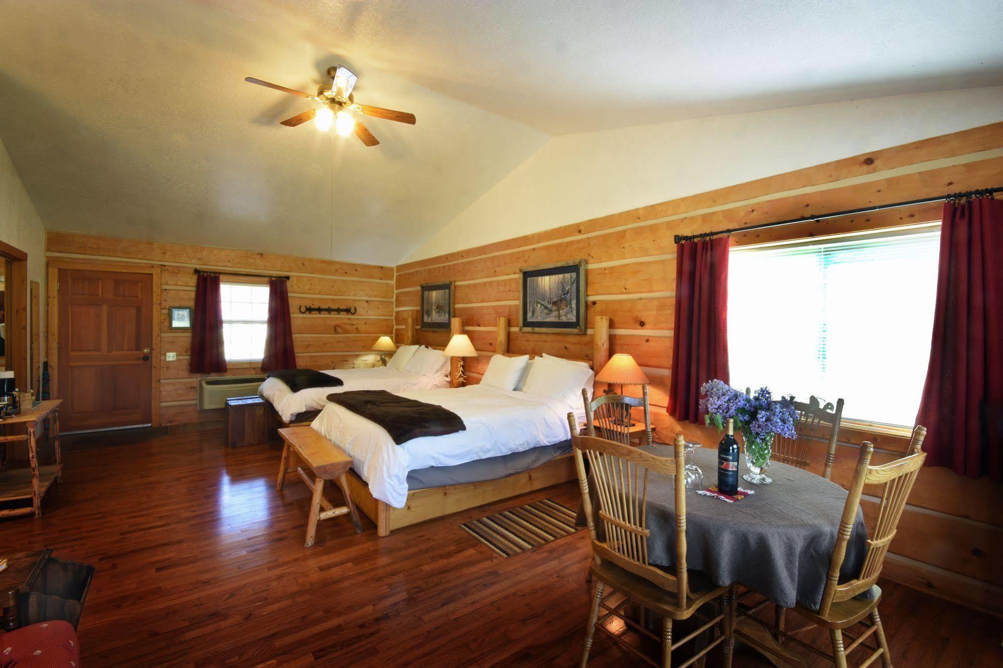 Bad Rock Bed And Breakfast Inn Columbia Falls Extérieur photo