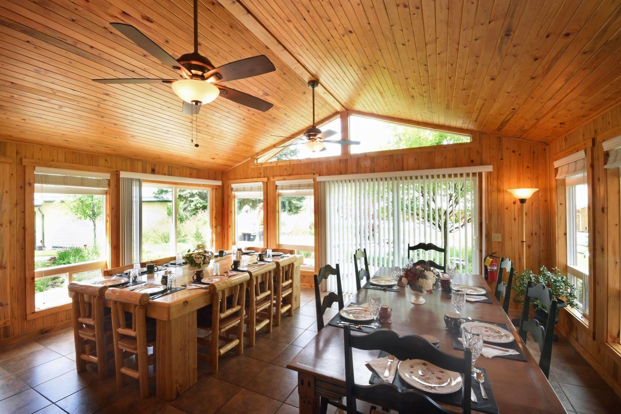 Bad Rock Bed And Breakfast Inn Columbia Falls Extérieur photo